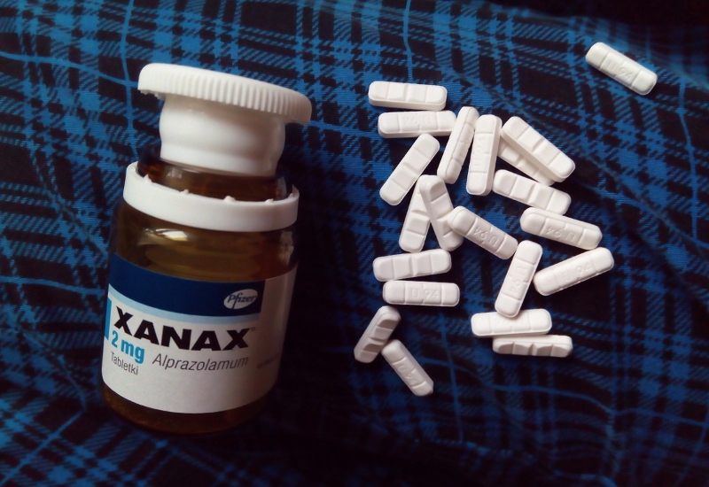 Что такое Ксанакс таблетки: зависимость, побочные эффекты